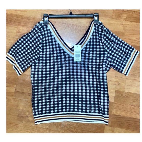 3/$15 NY&Co Blouse - Picture 4 of 5